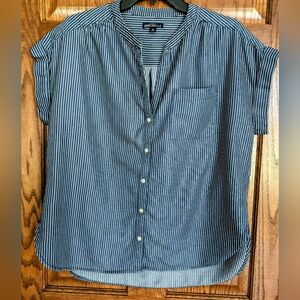 JCrew Mercantile Button Down w/Cap Sleeves / Front Pocket - Sz M